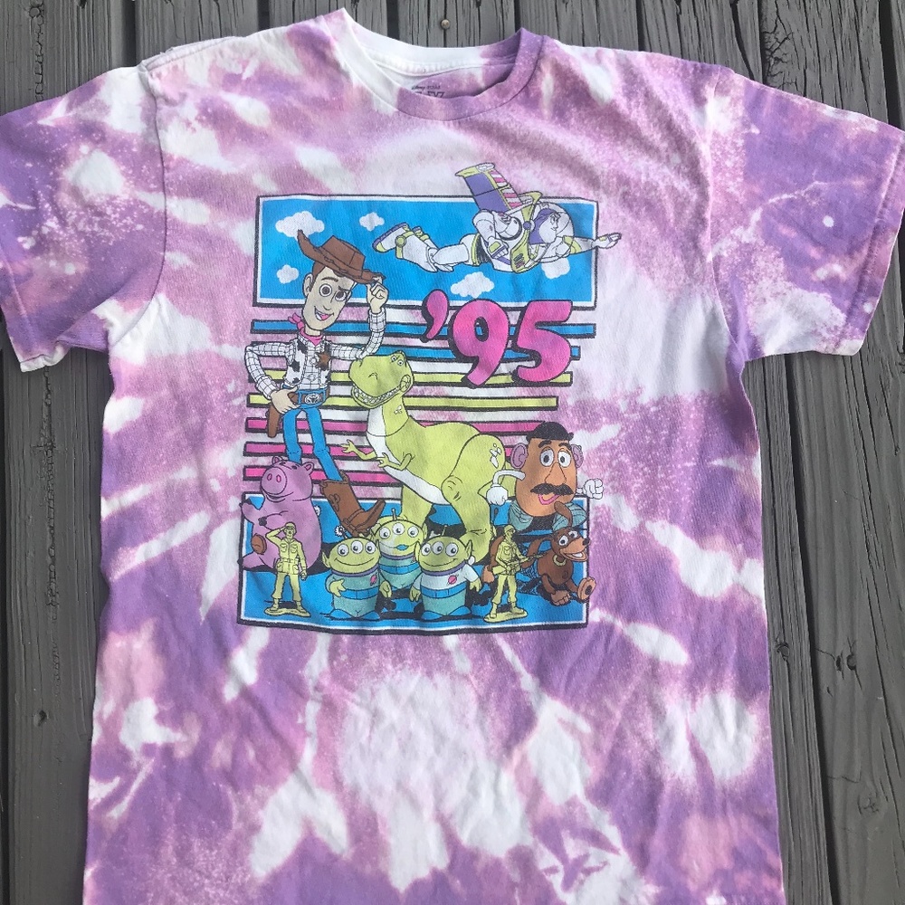 Vintage Bleach Acid Wash '95 Toy Story Shirt
